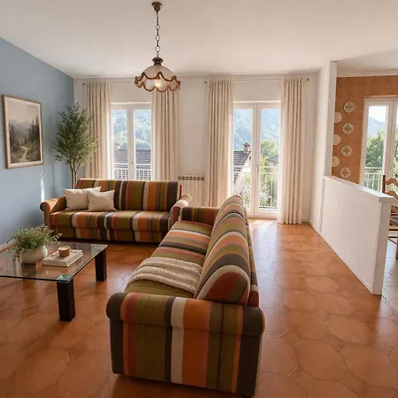 Agata Agnese Homes 아파트 카를라조